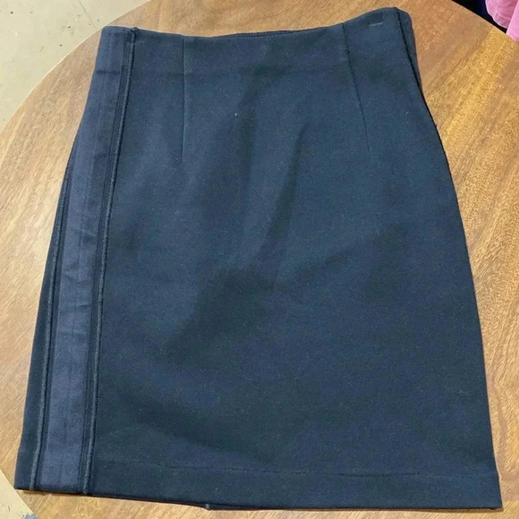 Piazza Sempione Made in Italy Black Knit Mini Skirt, Size 42/US 6. - Picture 9 of 9